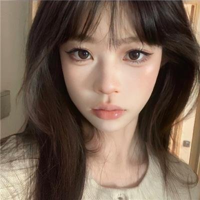 白衣侠女